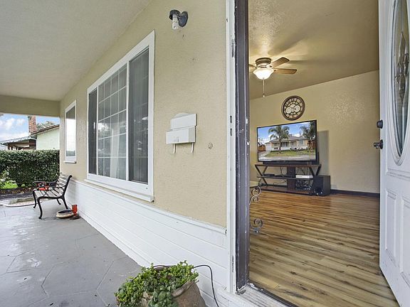 3rd image of 3334 W Princeton Ave