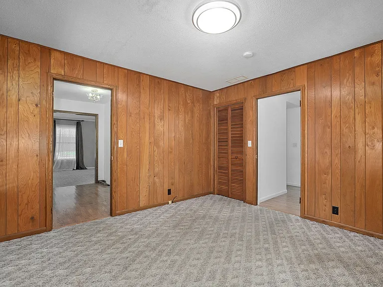 612 E Glendale St — Photo 28