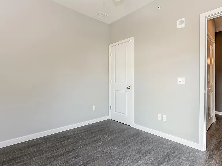 Westledge Apartments — Photo 35