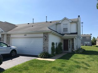 1979 Peninsula Ct, Hampshire, IL 60140