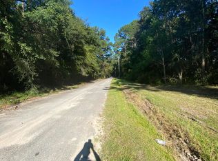 87 Rosa Nell Ln, Defuniak Springs, FL 32435