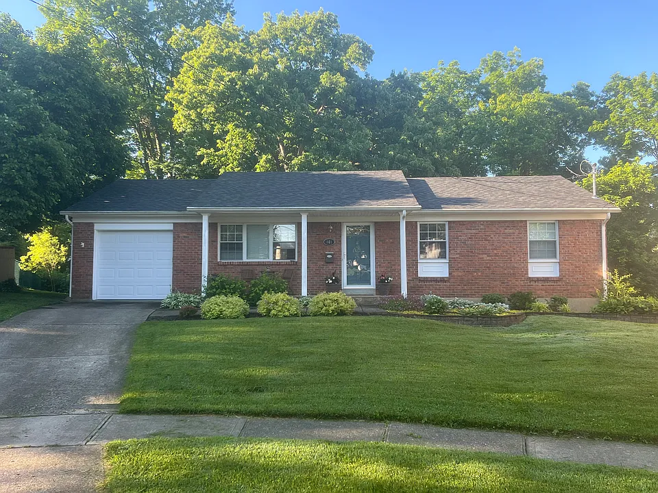 801 Rosetree Ln