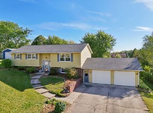 413 Highland Ave, Fort Atkinson, WI 53538