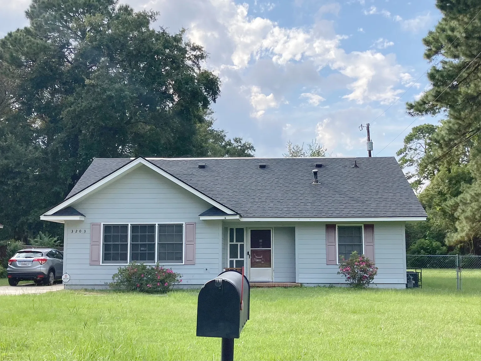 3203 Martha St — Photo 3