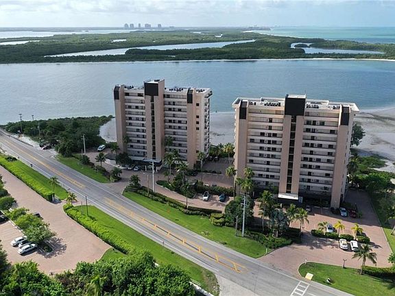 4th image of 8402 Estero Blvd APT 902