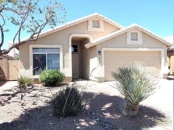 2nd image of 2306 E Siesta Ln