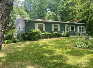 226 N Fork Rd, Black Mountain, NC 28711