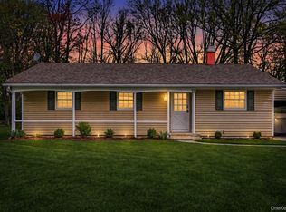 11 Hidden View Dr, Walden, NY 12586