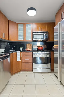 Sold by Corcoran | media 8