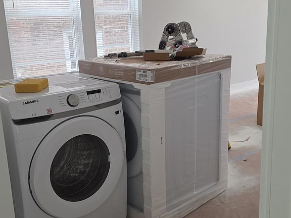 2nd image of 7607 S Evans Ave #2