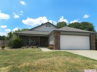 1296 S 221st West Ave, Sand Springs, OK 74063