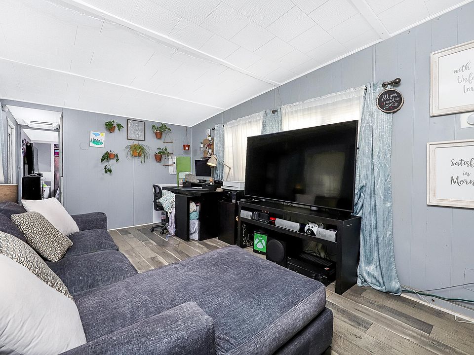 1st image of 2059 E Avenue I Space 3
