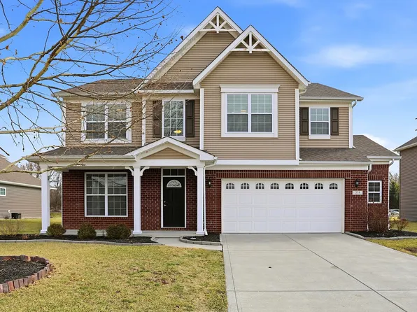 275 Entrance Hall Vw, Greenwood, IN 46142