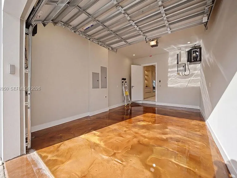 1314 NE 16th Ter #B — Photo 76