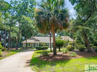 7 Gossamer Ln, Savannah, GA 31411