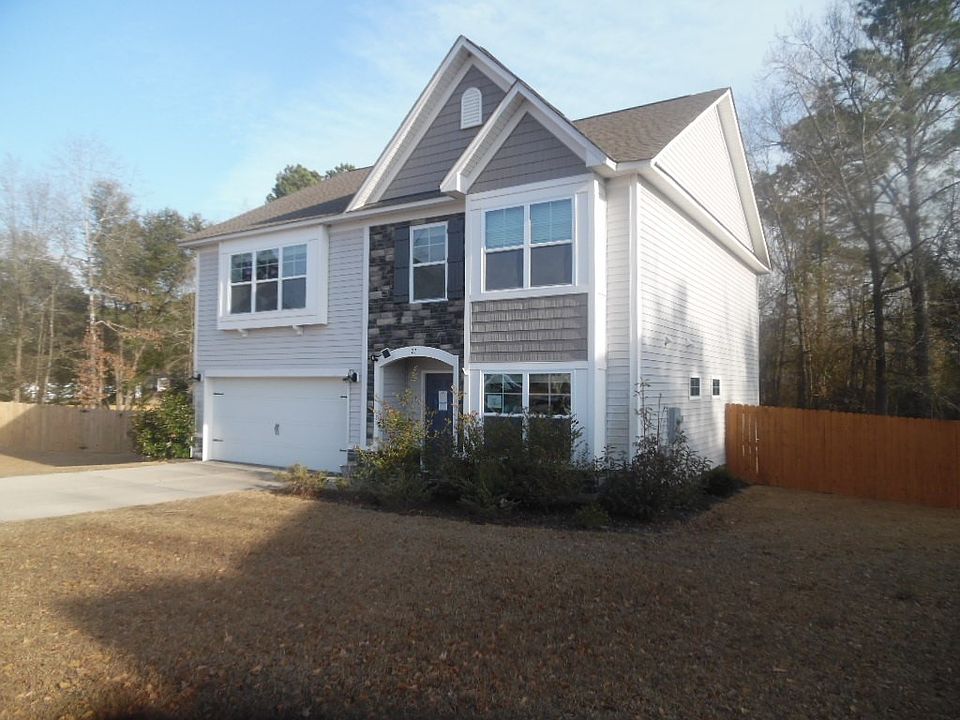 1st image of 27 Shoal Ct