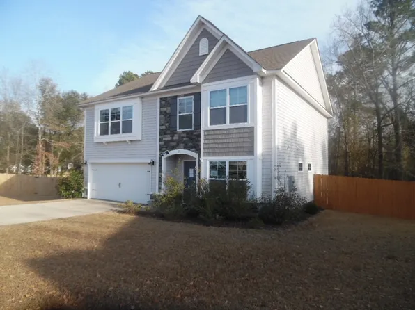 27 Shoal Ct, Camden, SC 29020