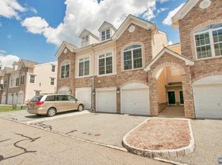 30 Forshee Cir, Montvale, NJ 07645