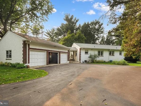 1481 Valley Rd, Glen Mills, PA 19342