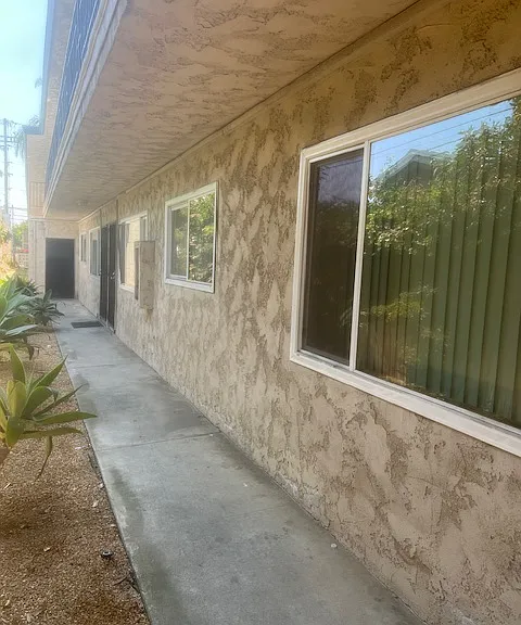 16502 Brighton Ave #7 — Photo 6