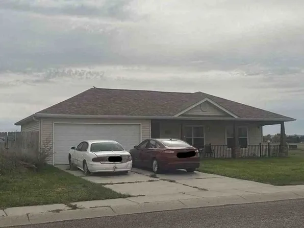115 K St, Gering, NE 69341