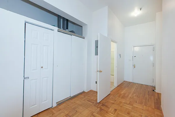 Rented by Voro NYC | media 32