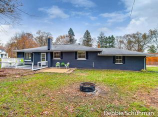 540 Rivercrest St NW, Grand Rapids, MI 49544