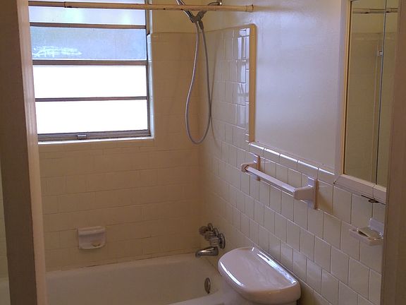 4th image of 3220 Whistler Dr