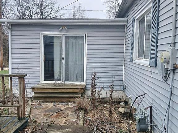 3rd image of 398 Dorsey Rd