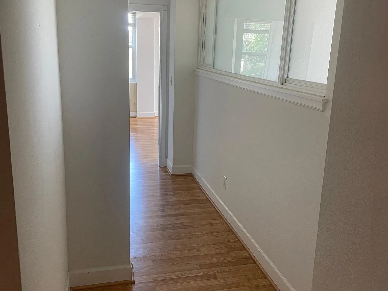 Studio, 602 sqft, $1,695 — Photo 4