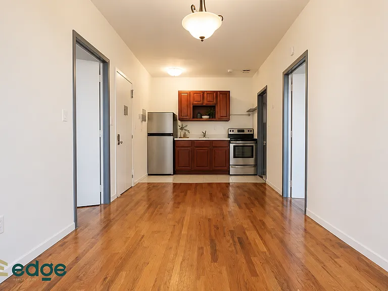 1221 Atlantic Ave #4B — Photo 2