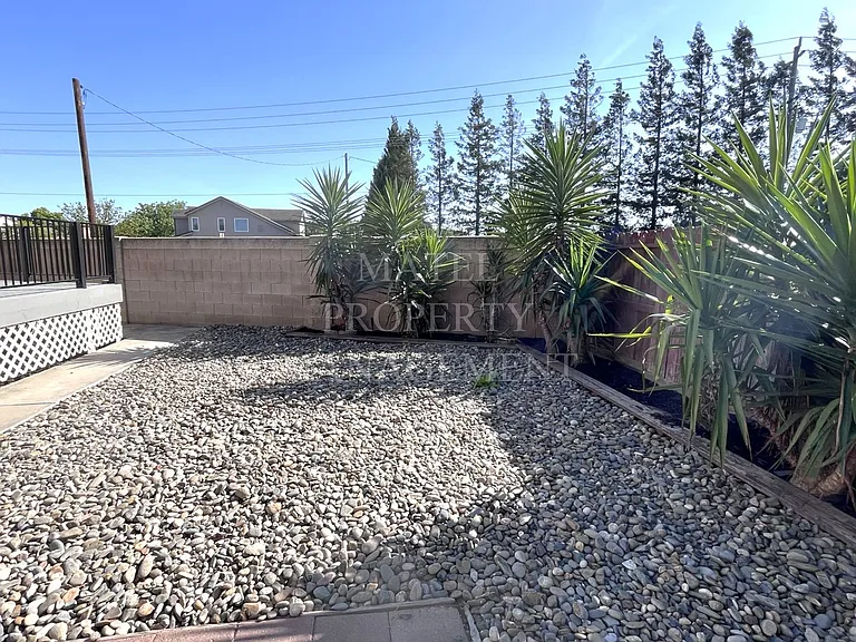 4333 Peninsula Dr — Photo 24
