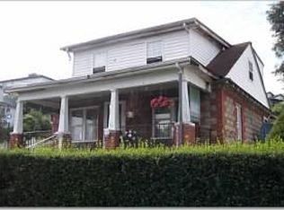203 Pulaski St, Pulaski, VA 24301
