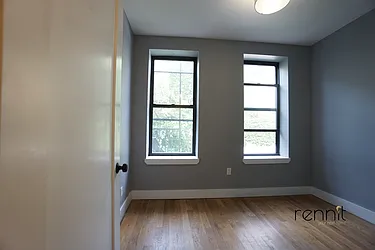 Rented by Rennit Inc.