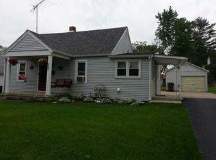327 Harrison St, Hope, IN 47246