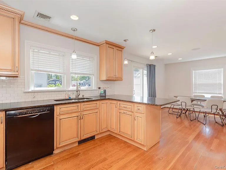 119 Nelson Ave #1 — Photo 9