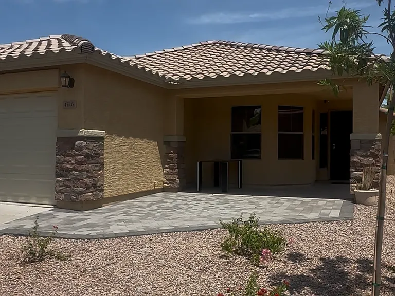 4726 W Saint Kateri Dr — Photo 1
