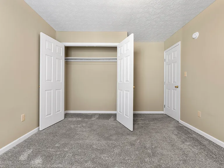 Briarwood Apartments — Photo 16