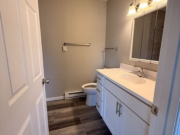 3rd image of 440 W Ray St #8