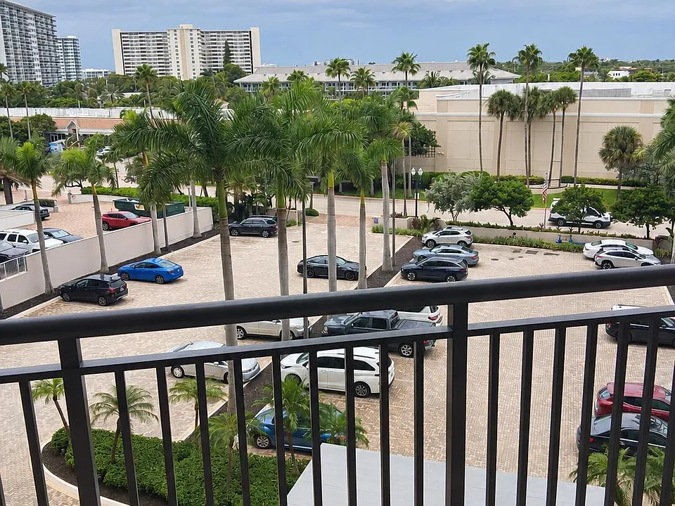 3800 Galt Ocean Dr #514