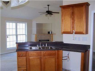 4th image of 4633 Smithfield Dr