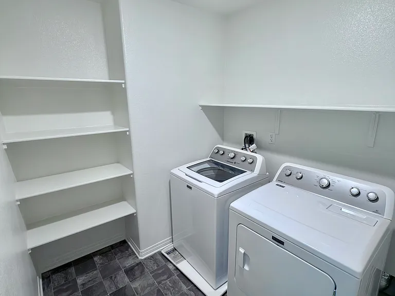 7897 Griffith Peak St — Photo 19