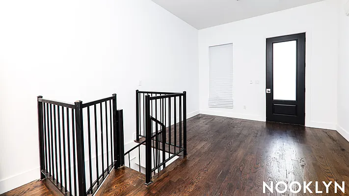 Rented by Nooklyn NYC LLC | media 21