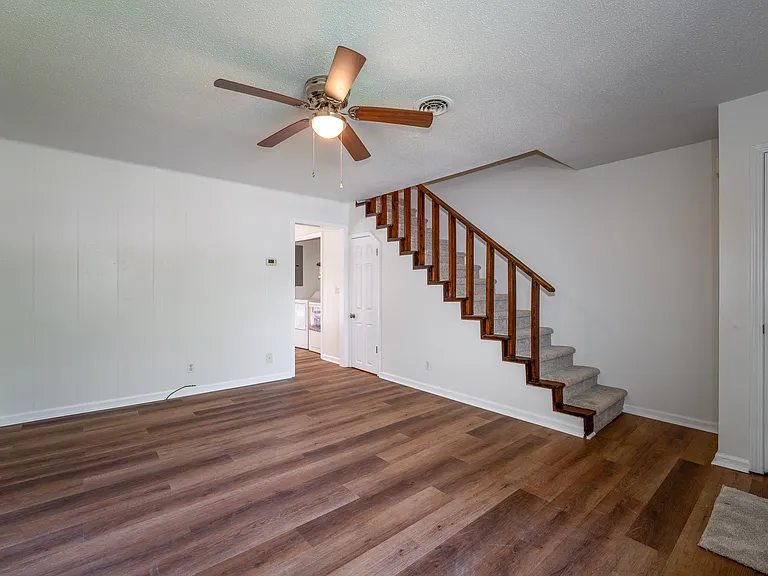 70 Greenville Hwy #1 — Photo 2