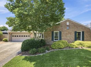 2313 Rockingchair Ln, Virginia Beach, VA 23456