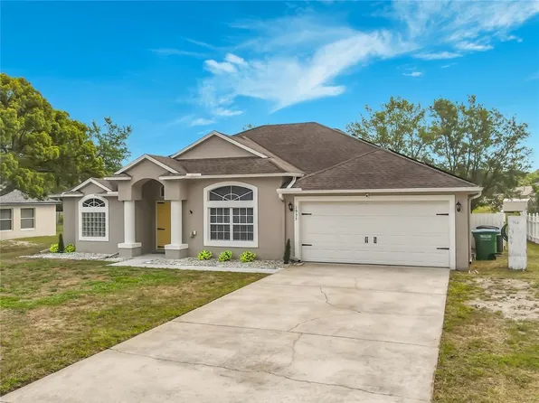 1935 E Anchor Dr, Deltona, FL 32725