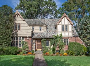 53 Northway, Bronxville, NY 10708