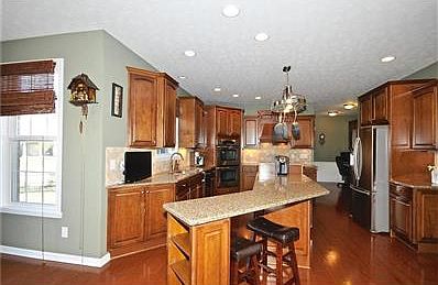 Large Island w/ room for seating