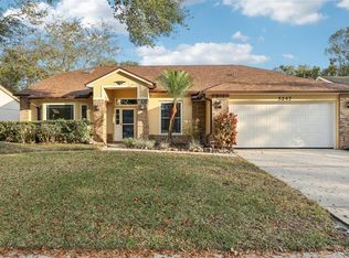5247 Secluded Oaks Dr, Orlando, FL 32812