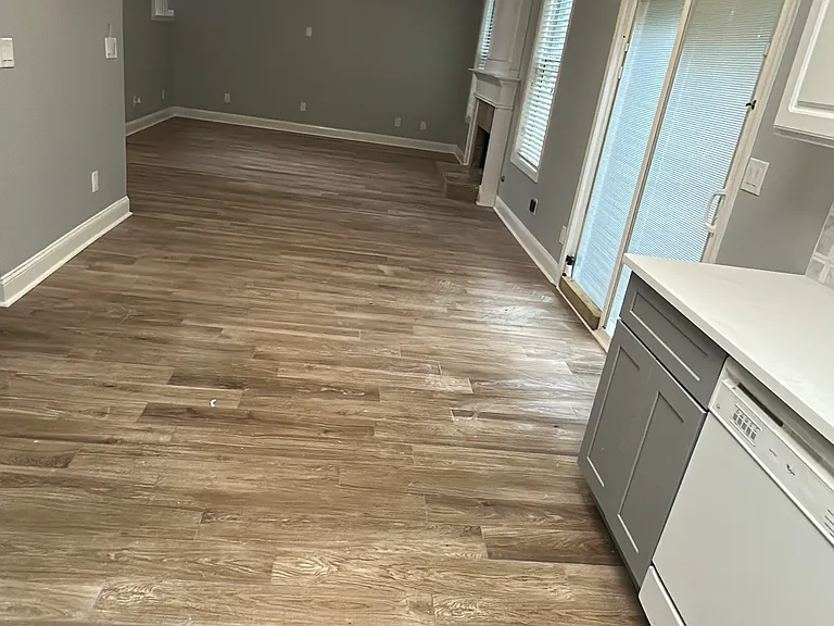 2400 Kirkstone Dr — Photo 16